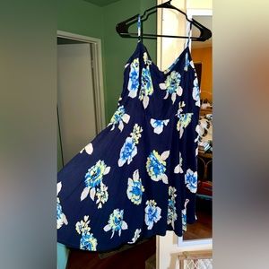 Old Navy Summer Dress 💙